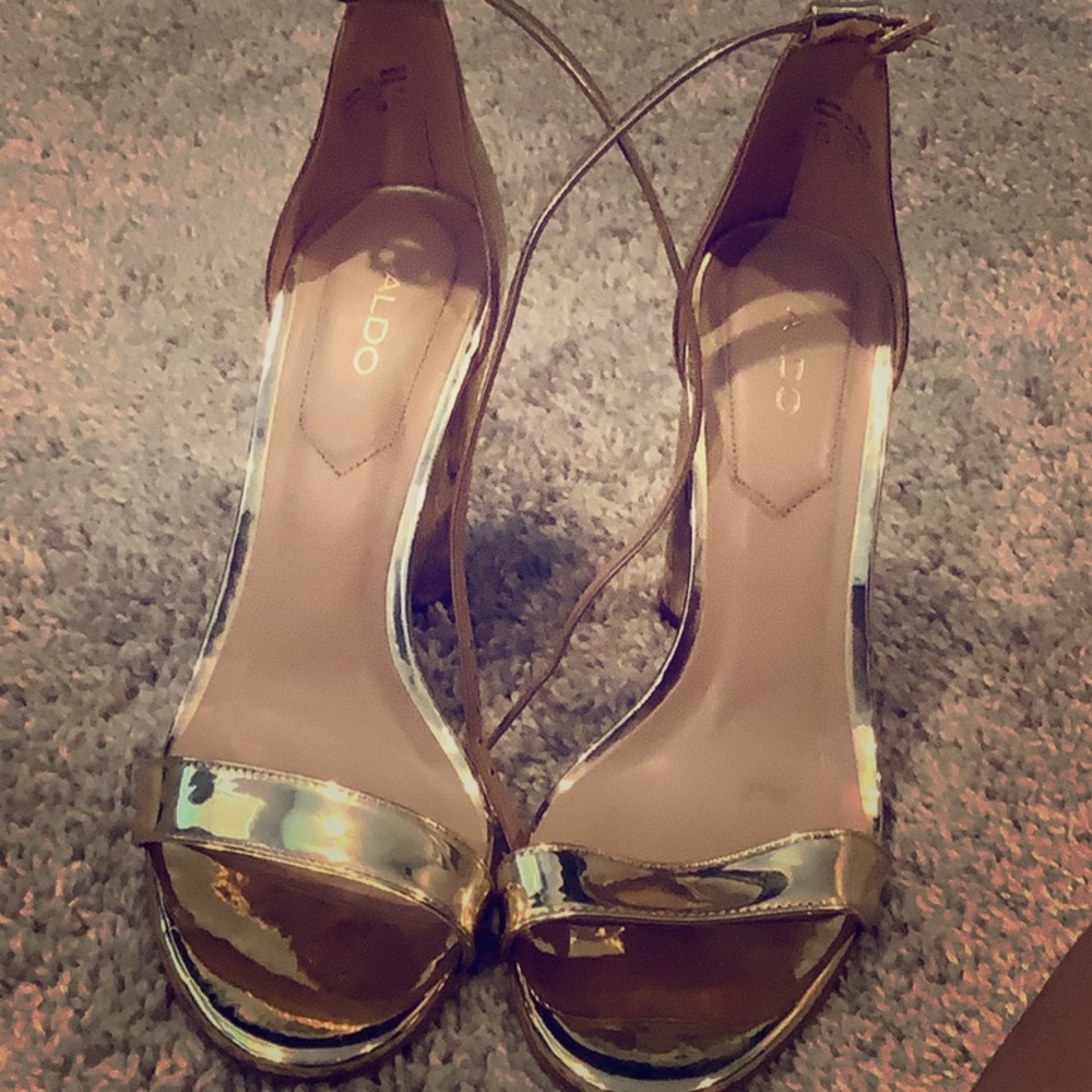 Aldo Gold heals